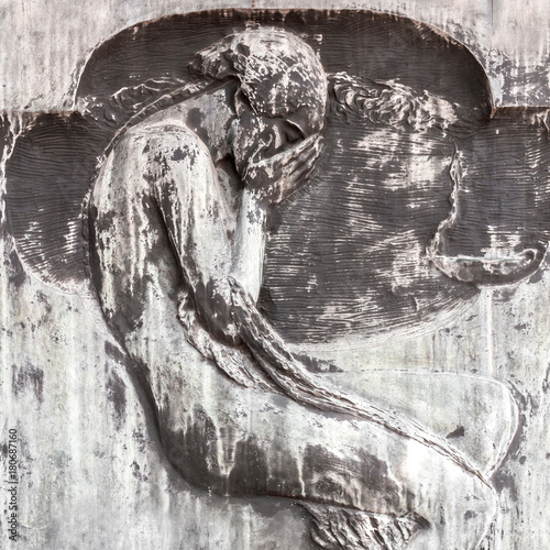 Fotografija Carved of weeping man
