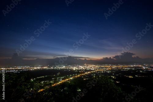 City night scene mountain view