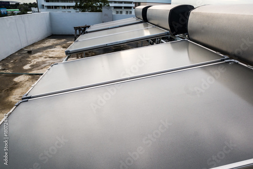 Solar hot water system