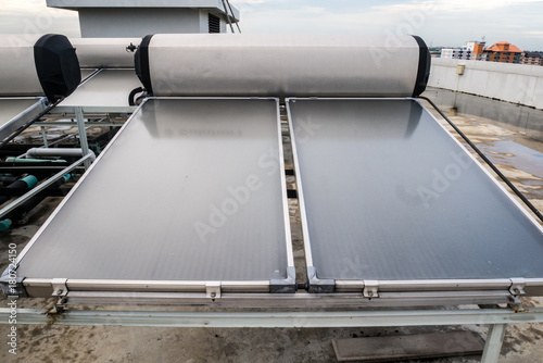 Solar hot water system