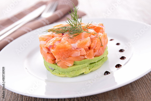 raw salmon and avocado salad