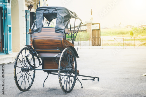 Tugging-cart old antique two-wheel used to receive - send people.