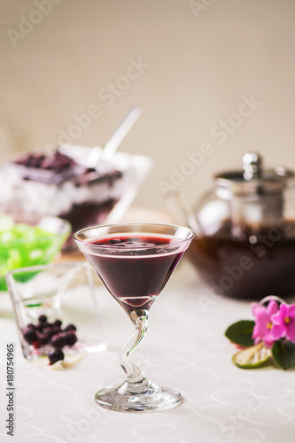 Cocktail of currant fresh b...