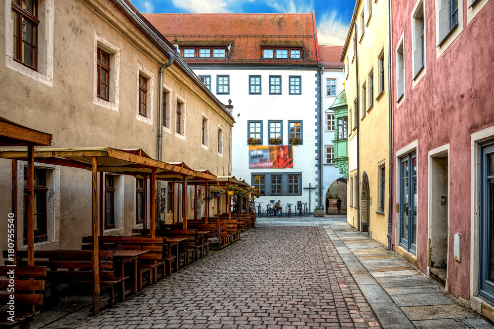 Ein liebenswertes Gässchen in der Altstadt von Pirna, Sachsen