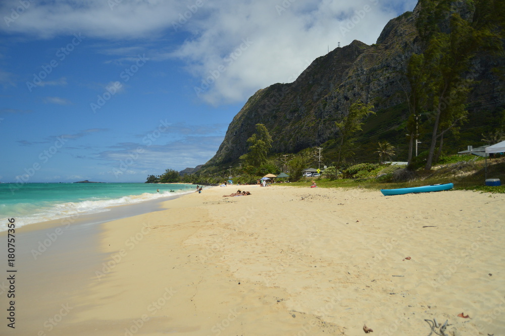 The Majestic and Incredible White Beaches. Oahu, Hawaii, USA, EEUU.