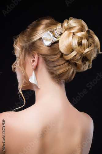 Blonde beauty hairstyle