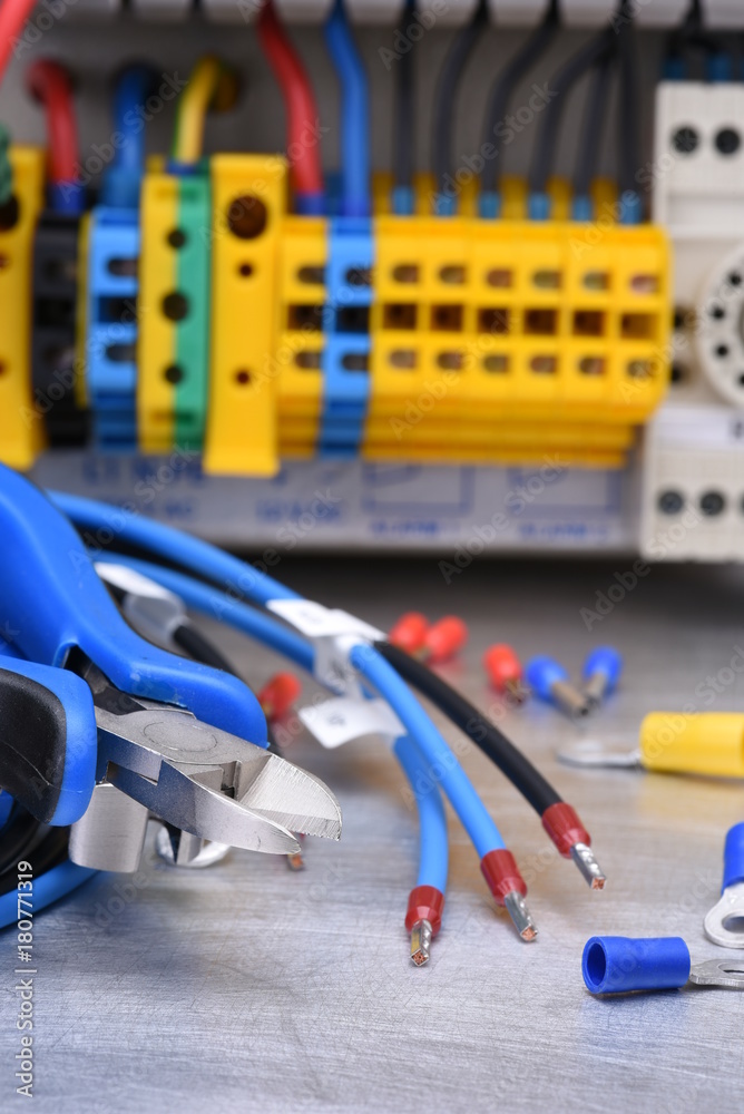 Electrical tools, accessories and electric switchgear cabinet Electrical tools, accessories and electric switchgear cabinet