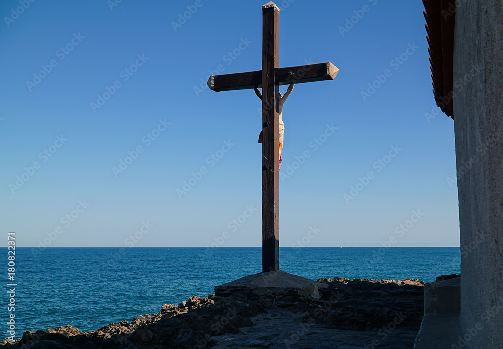 Calvaire face à la mer