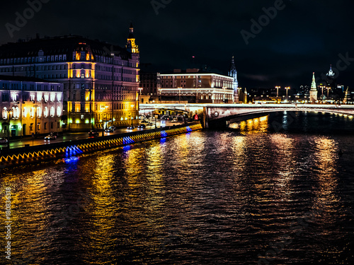 night time city moscow kremlin traffic bridge over the river