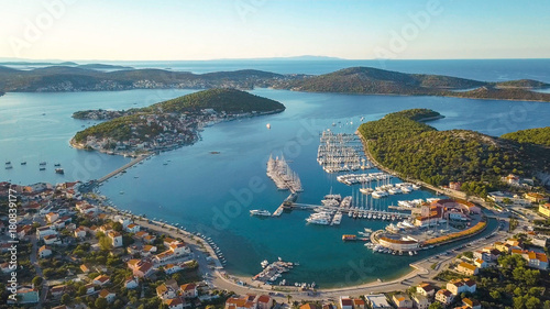 Aerial View of Yacht Club and Marina in Croatia, 4K. Frapa © aerocaminua