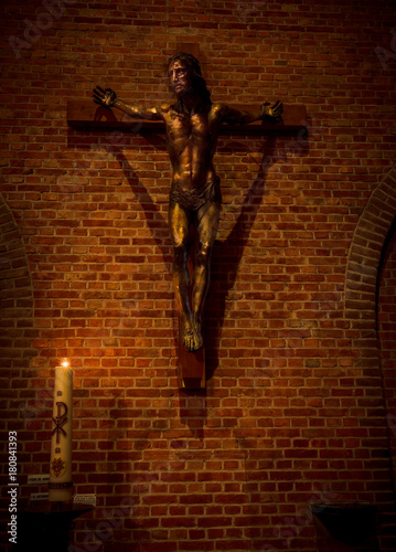 Jesus opn the cross, old art