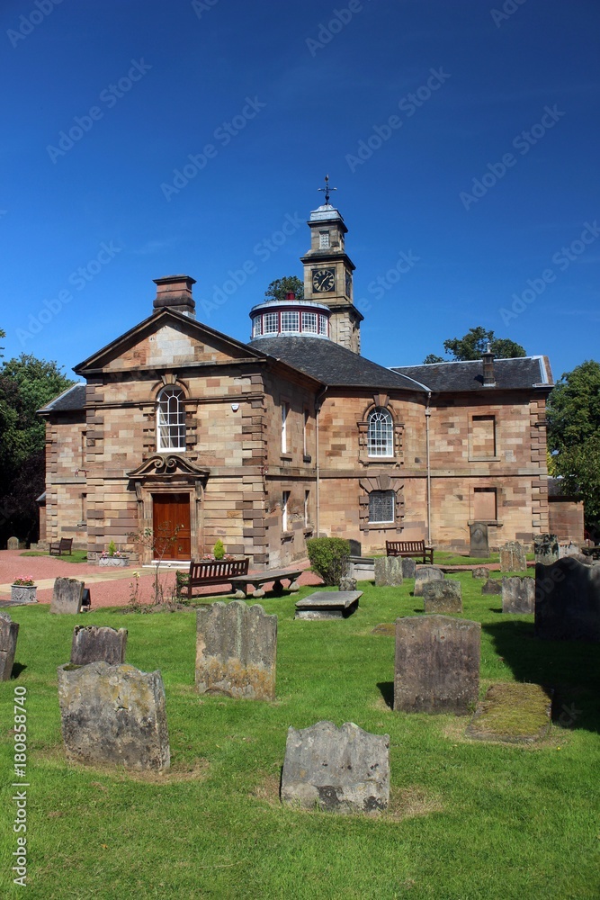 Hamilton Old Parish Church, Lanarkshire. Photos | Adobe Stock