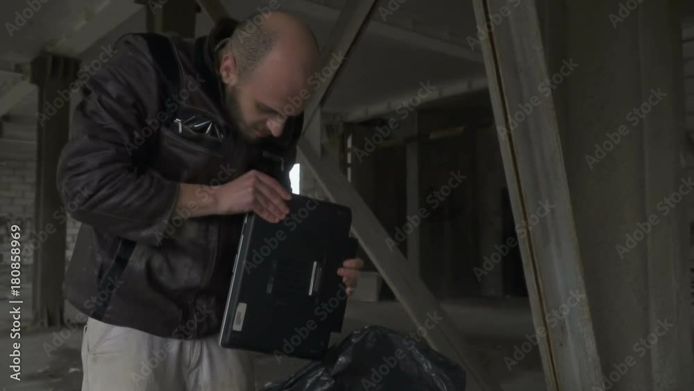 Bald homeless find laptop in garbage bag Bald homeless find laptop in garbage bag