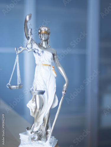 Foto Lawyers legal justice statue