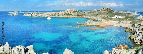 les iles lavezzi, corse du sud, france