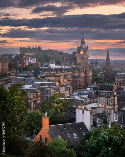 Obraz na płótnie View of Edinburgh from Calton Hill at Sunset, Scotland, United Kingdom w salonie