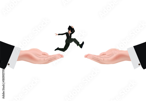persona salta da una mano  all'altra