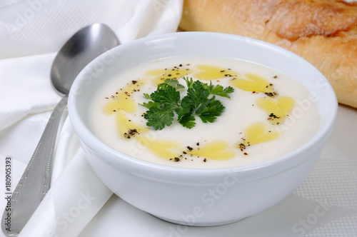White velvet bean soup puree