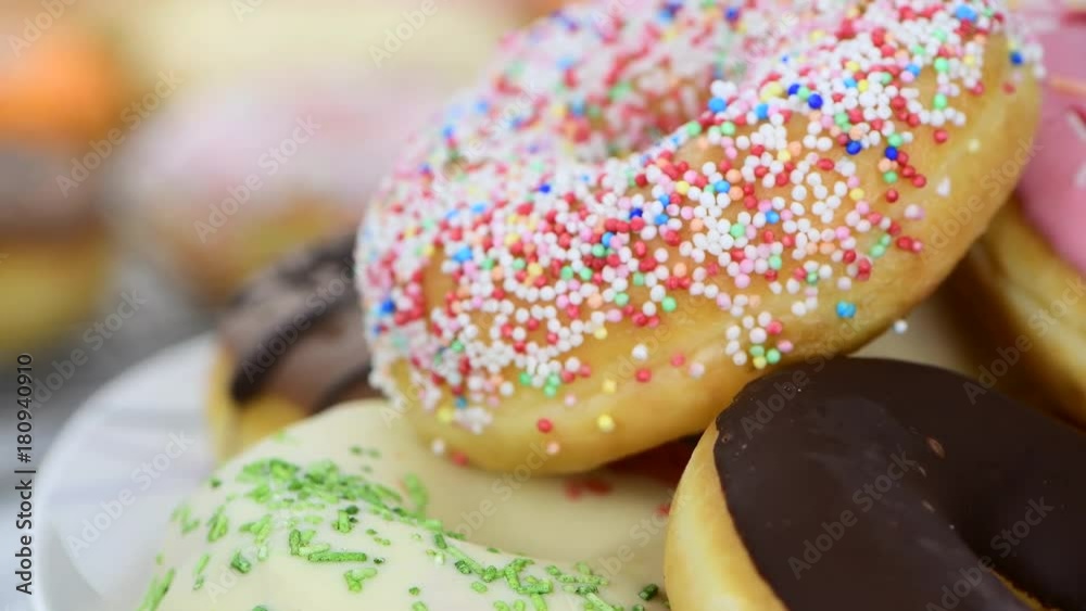 Portion of Donuts (rotating; 4K, seamless loopable) Portion of Donuts (rotating; 4K, seamless loopable)