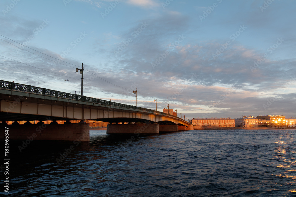 Liteiny bridge in the evening, St. Petersburg/ Liteiny bridge in the evening, St. Petersburg, Russia Liteiny bridge in the evening, St. Petersburg/ Liteiny bridge in the evening, St. Petersburg, Russia