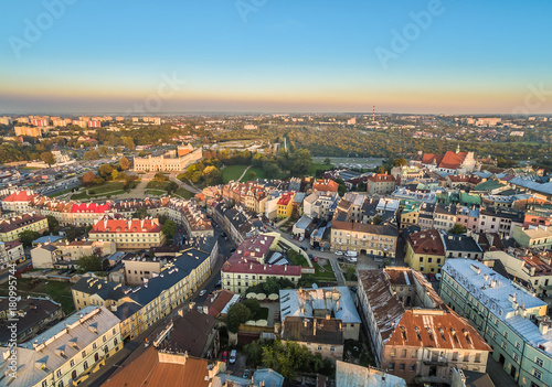 Lublin - stare miasto z lotu ptaka, z widocznym Zamkiem i ulicą Kowalską.
