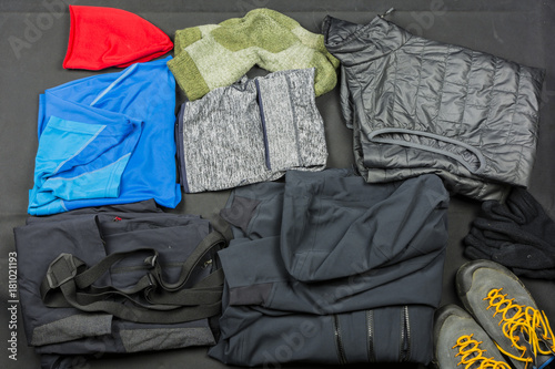 Shoes and a set of hiking clothes for the spring season.