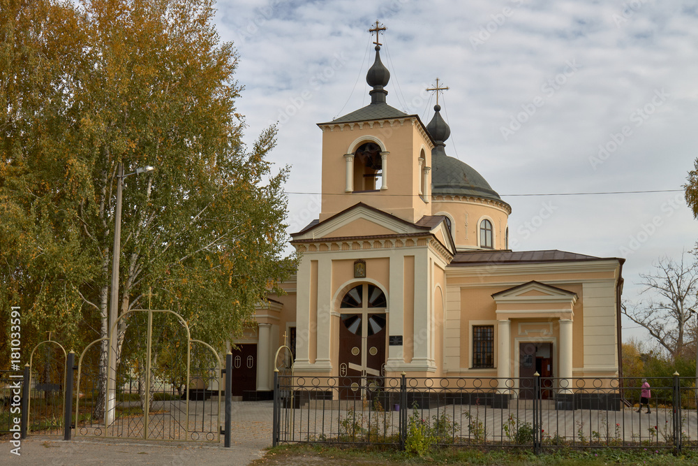 Nikolaevsky church, Kharkov. Autumn landscape.