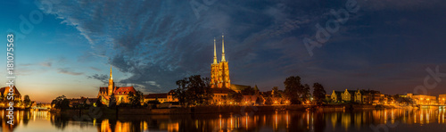 Wroclaw panorama © Sergii Figurnyi