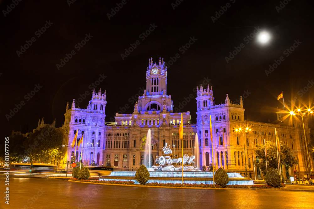 Naklejka premium Cibeles fountain in Madrid