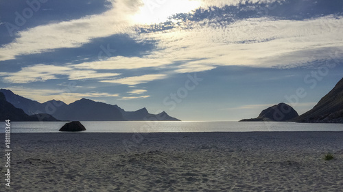 Strand in den Bergen