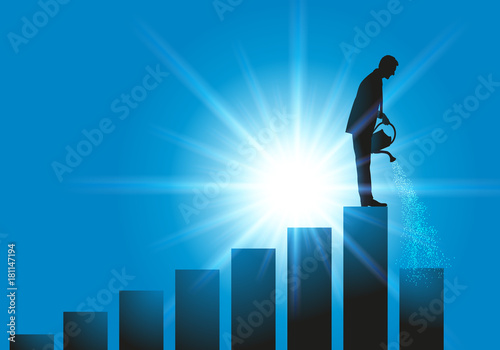 Concept de l’évolution de carrière avec un homme qui grimpe un escalier petit à petit, en arrosant la marche suivante pour lui permettre d’atteindre la place de leader.