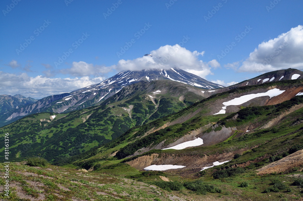 Kamchatka, volcano, crater, lava, Russia, travel, adventure, tourism, clouds, peak, desert, trekking, Камчатка, вулкан, кратер, лава, россия, путешествия, приключения, туризм, облака, пик