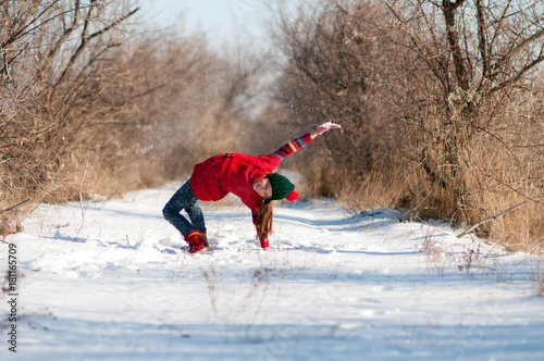  winter walk, sports, health, dancing in the snow