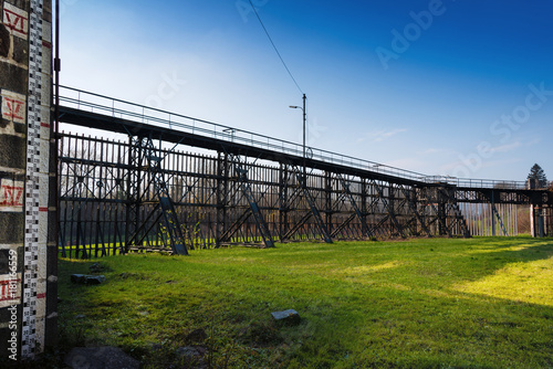 Wienfluß mit Wehranlage im Westen von Wien photo