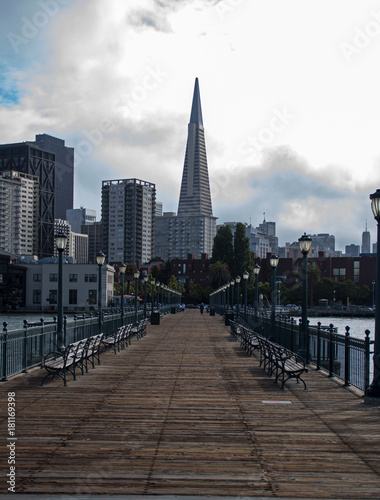 Pier in San Francisco © Ruben S.