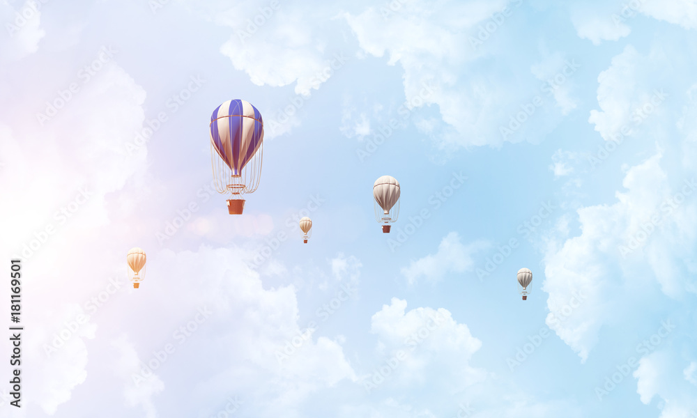 Obraz premium Flying hot air balloons in the air.