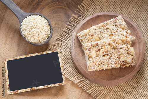 Sesame seeds and cereal bars (Sesamum indicum)