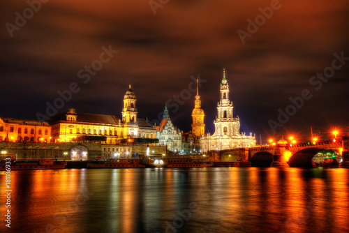 Dresden at Night © Lukas
