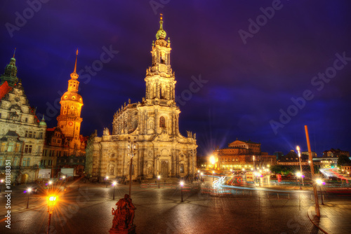 Fototapeta Naklejka Na Ścianę i Meble -  Cathedral Frauenkirche Dresden