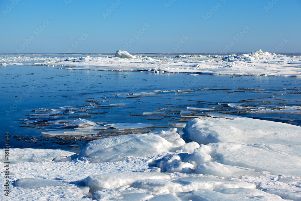 Ice hummocks on the Baltic Sea Ice hummocks on the Baltic Sea