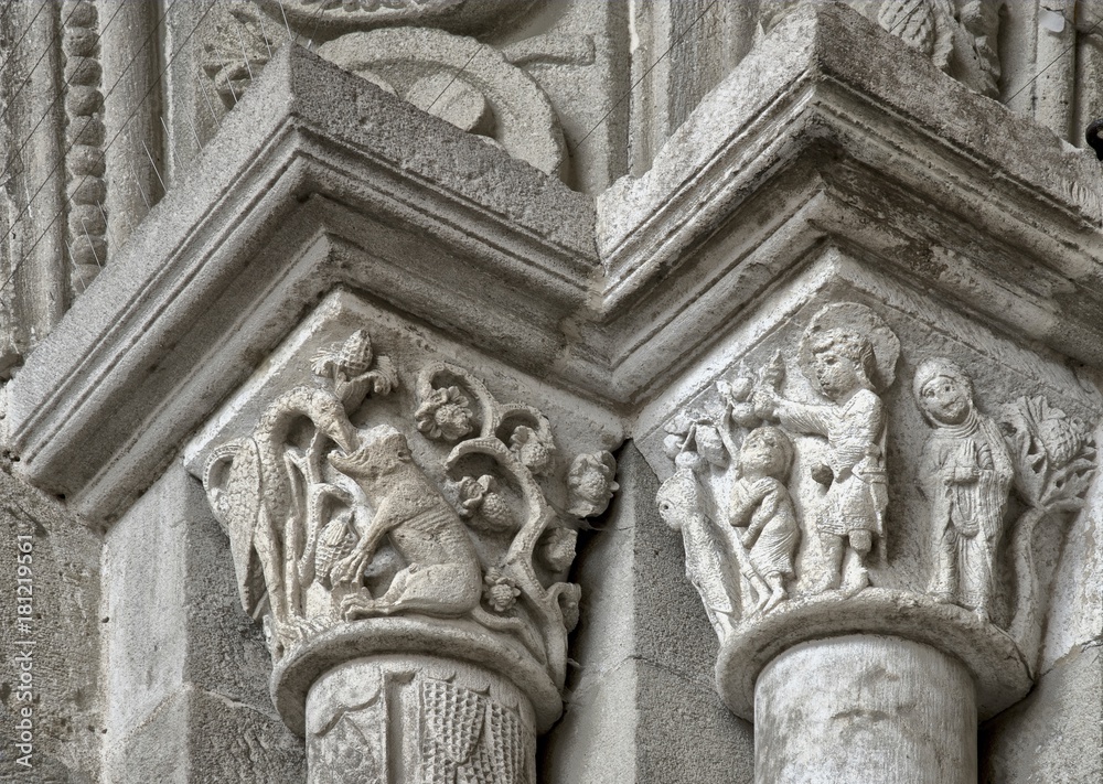 Chapiteaux de la cathédrale Saint-Lazare à Autun, Saône-et-Loire, France