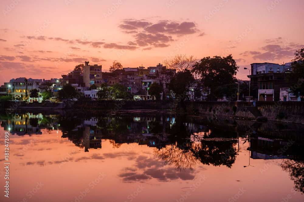 Sonnenuntergang in Udaipur
