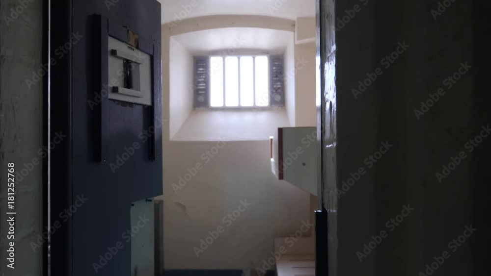 Prison shoot in UK, with some inmates