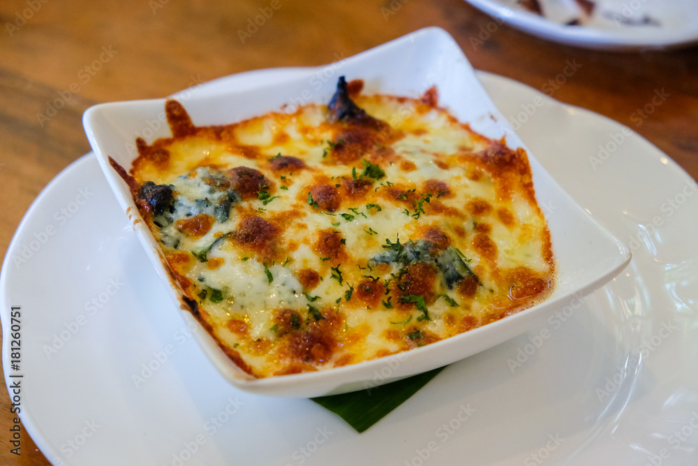 Baked Spinach with Cheese Baked Spinach with Cheese