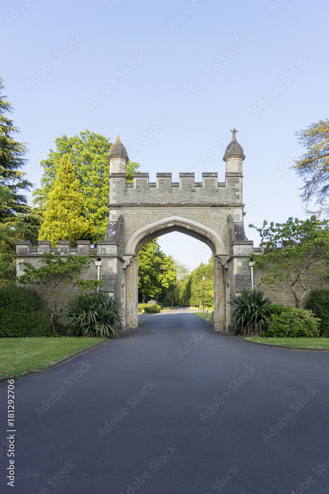 Tudor Style Gateway