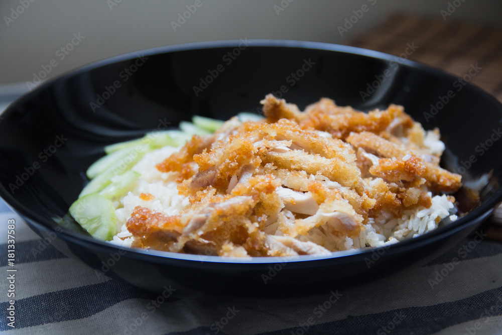Crispy fried chicken with rice Crispy fried chicken with rice