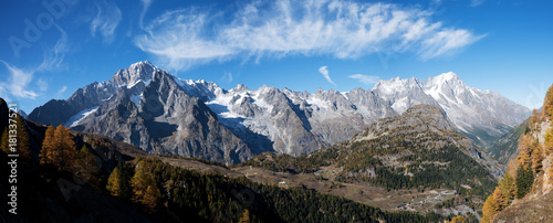 Monte Bianco and Ch  tif peak mountain - Courmayeur  aosta
