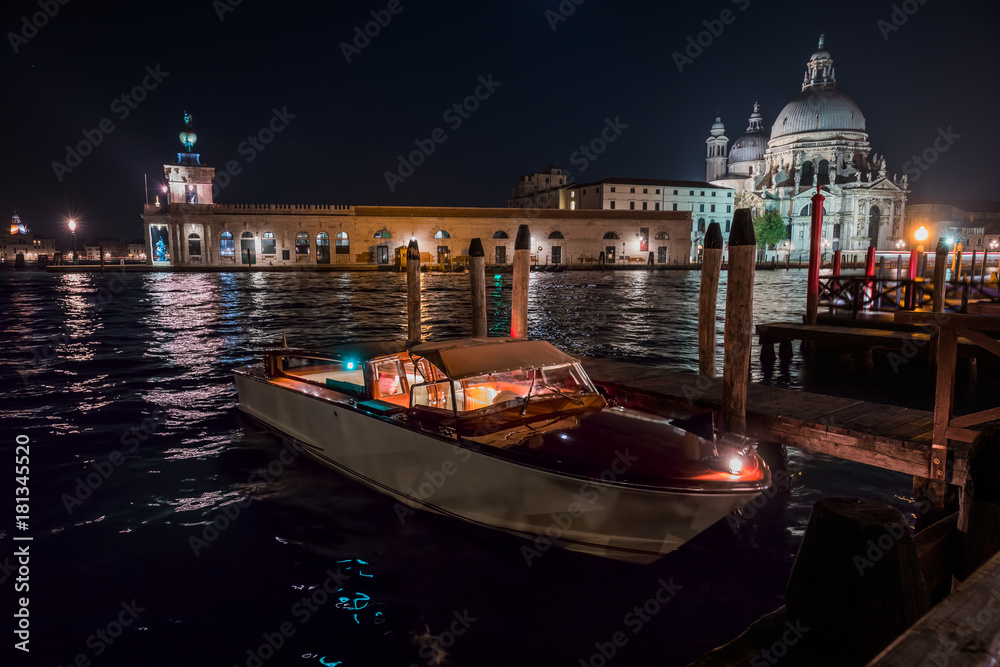 Obraz premium Venezia beautiful view at night, Venice, Italy
