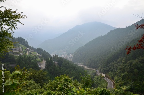 日本 徳島県 三好市 祖谷渓（いやだに、いやけい）祖谷渓谷 かずら橋 Japan Shikoku Tokushima Miyoshi city Iya Valley vine bridge photo