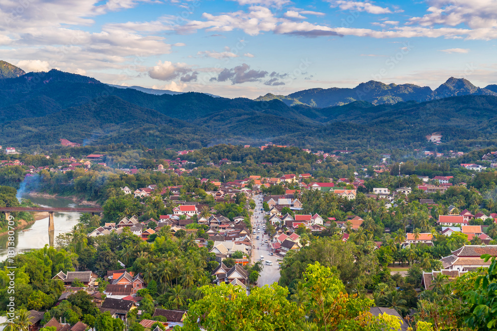 Fototapeta premium Viewpoint and beautiful landscape in luang prabang, Laos.